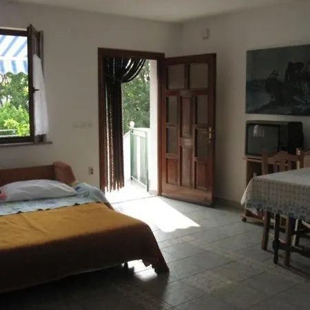 Apartamento 870-1 *
